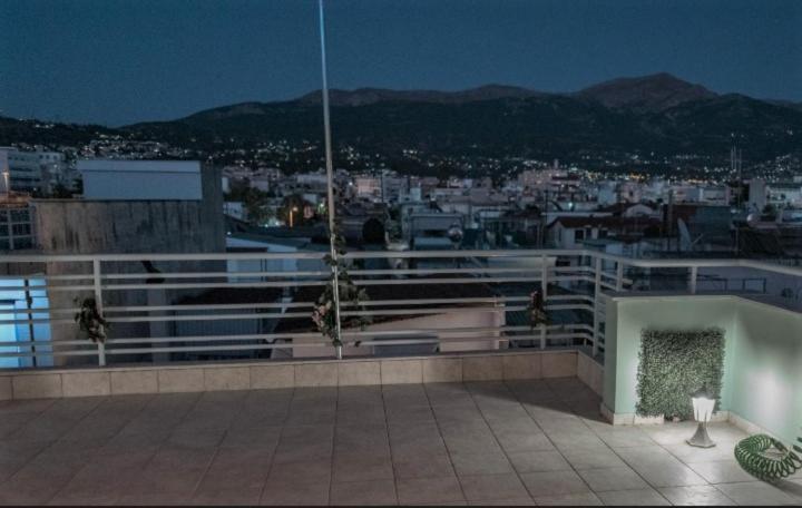 Kristin Apartment Patras Extérieur photo