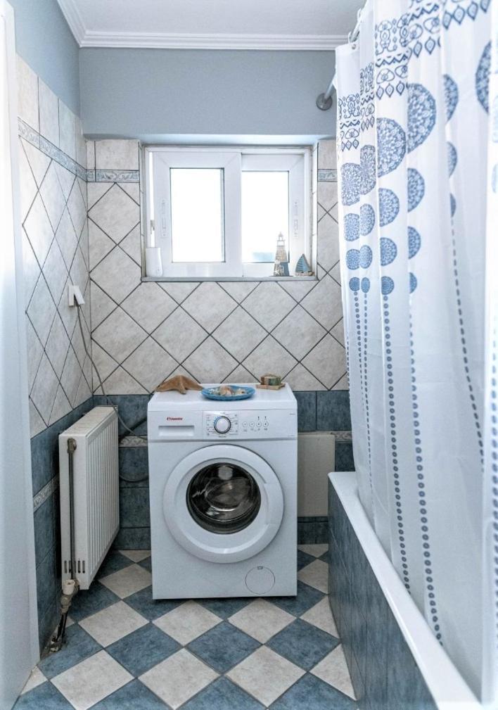 Kristin Apartment Patras Extérieur photo